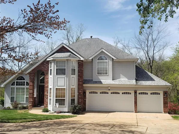 5443 Yaeger Ct, Saint Louis, MO 63129