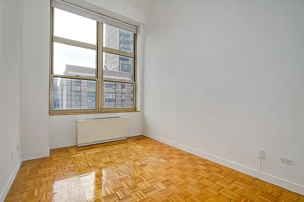 Rented by Corcoran | media 11