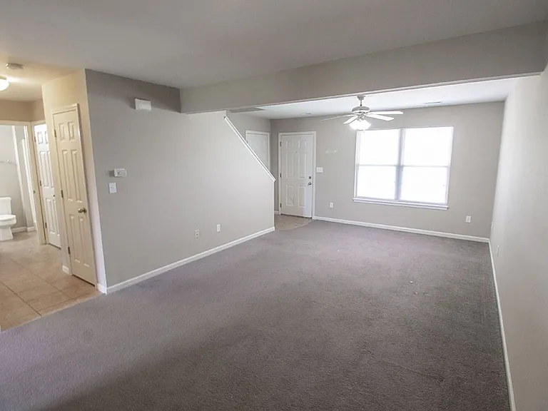 214 Arctic Wolf Ct — Photo 5