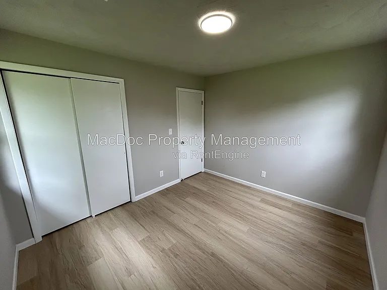 321 Union Ave — Photo 15