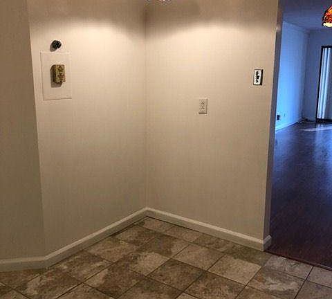 5th image of 3800 Fairfax Dr APT 813