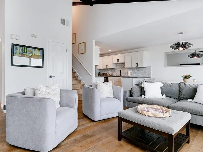 807 Highland Dr — Photo 30