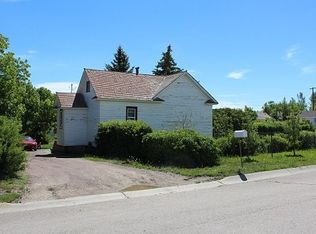 724 Cedar Ave, Shelby, MT 59474