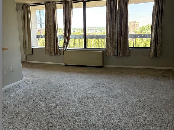 5th image of 3701 S George Mason Dr Unit 808N