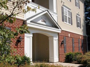 42421 Rockrose Sq UNIT 201, Brambleton, VA 20148