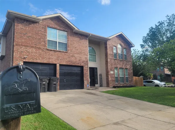 6920 Danieldale Dr, Fort Worth, TX 76137