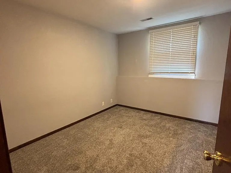 Unit Photo