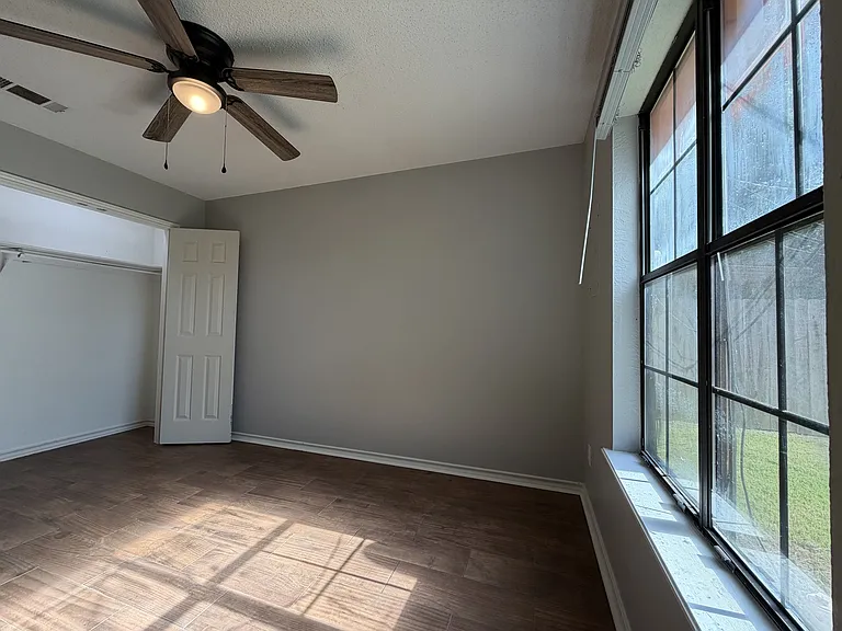 1105 Carroll Ave #B — Photo 18