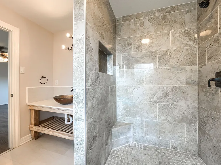 1246 Woodburn Trl — Photo 21