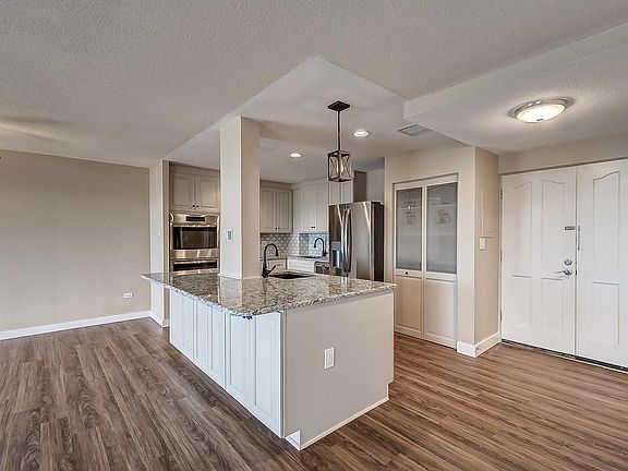 4th image of 3131 E Alameda Ave Unit 1406