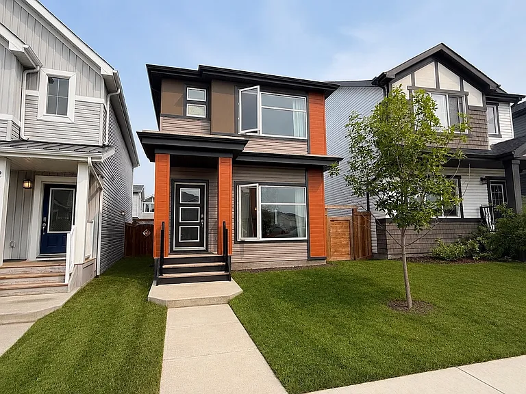 2957 Coughlan Grn SW — Photo 1