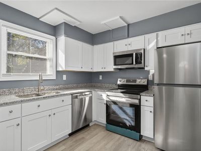 8417 Boush Creek Ave, Norfolk, VA, 23505