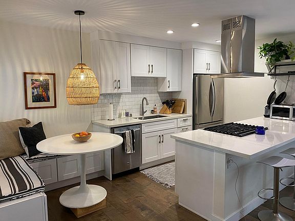 2nd image of 2313 5th St APT 1