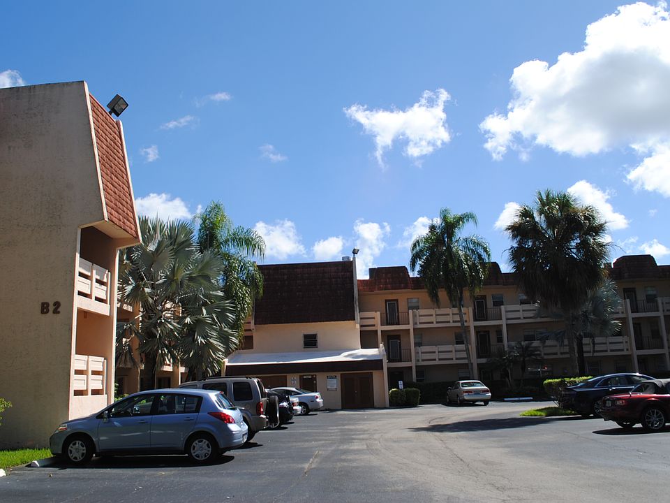 1st image of 14790 Bonaire Blvd APT 203