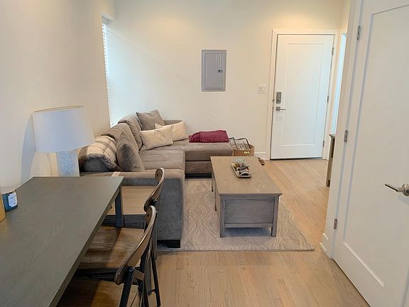 5th image of 1407 N Bosworth Ave #201