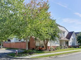 141 Post Oak Rd, Yorktown, VA 23693