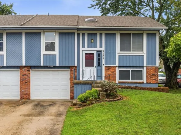 1337 E 123rd St, Olathe, KS 66061