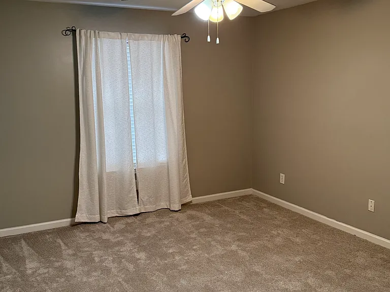 3505 Savannah Park Ln — Photo 8