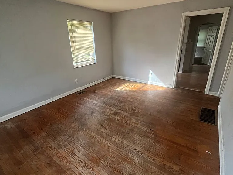 3065 Bracken Woods Ln — Photo 3