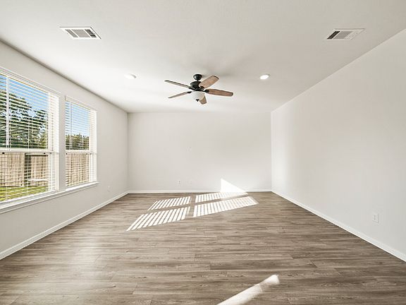 2nd image of 312 Lippizan Dr