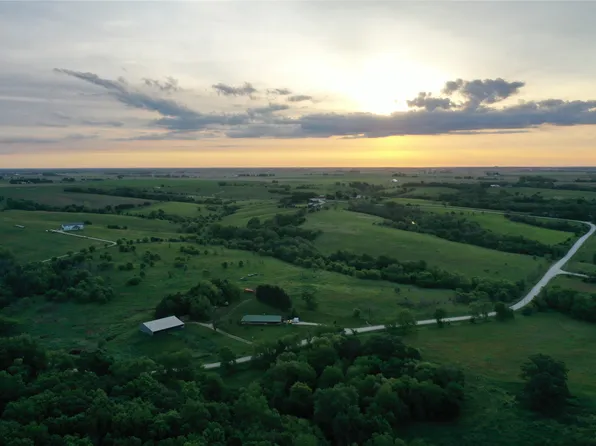 Francescaa Ave, Winterset, IA 50273