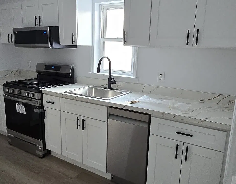308-310 Lincoln Ave #2