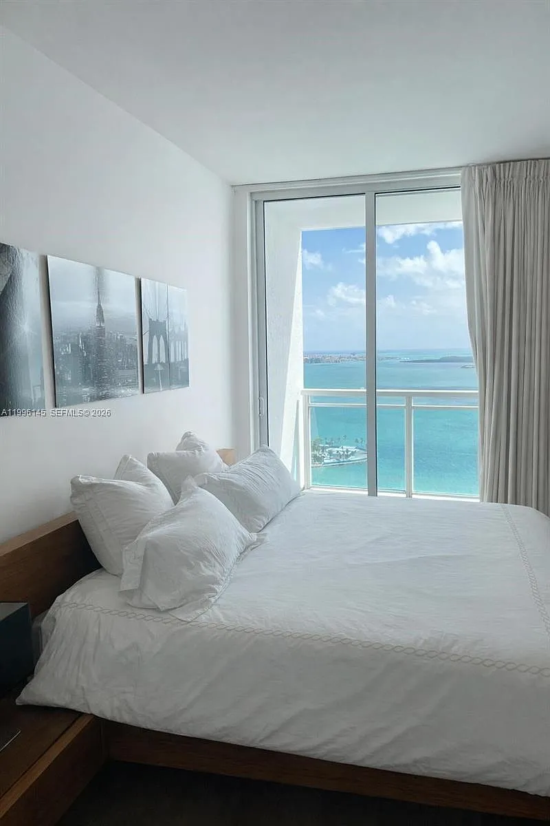 Building Photo - 951 Brickell Ave #3506