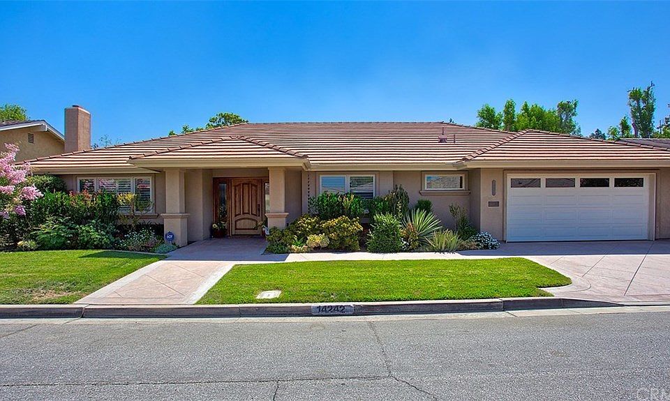 1st image of 14242 Mimosa Ln