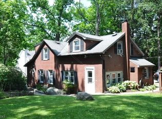 10 Shady Ln, Budd Lake, NJ 07828