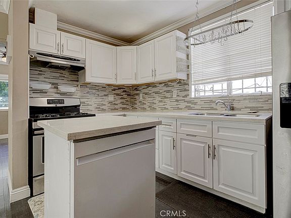5th image of 13158 Carl St