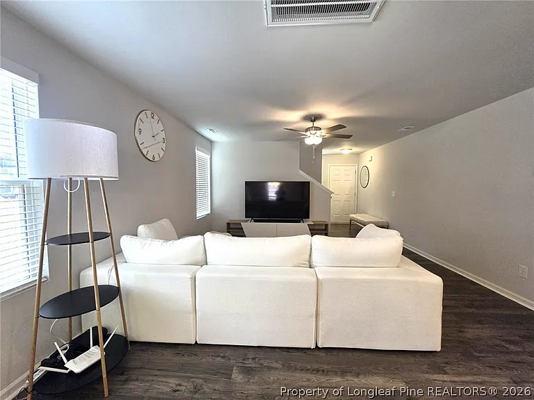 233 Chinook Ln — Photo 9