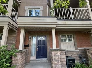 365 Murray Ross Pkwy #36, Toronto, ON M3J 3T7