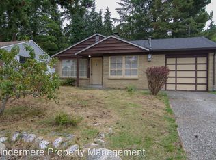 15822 14th Ave NE, Seattle, WA 98155