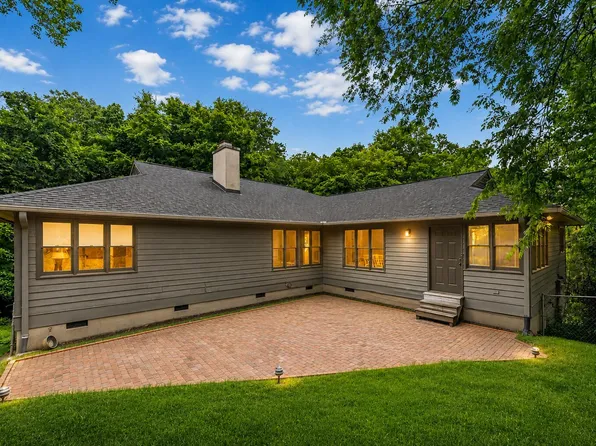 213 Hillsborough St, Chapel Hill, NC 27514