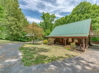 130 Redwood Dr, Elizabethton, TN 37643