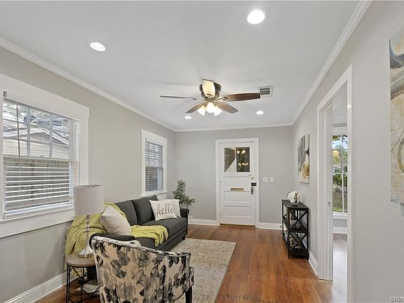 4th image of 640 Wilkinson St