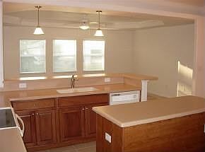 3rd image of 3719 Cincinnati St