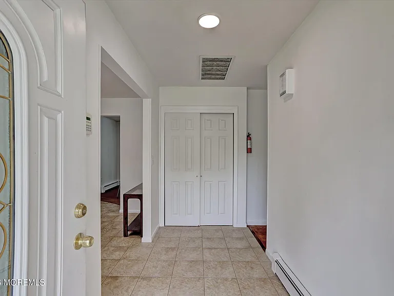 125 Beechwood Ave — Photo 6