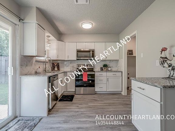 5th image of 1020 NW 20th St