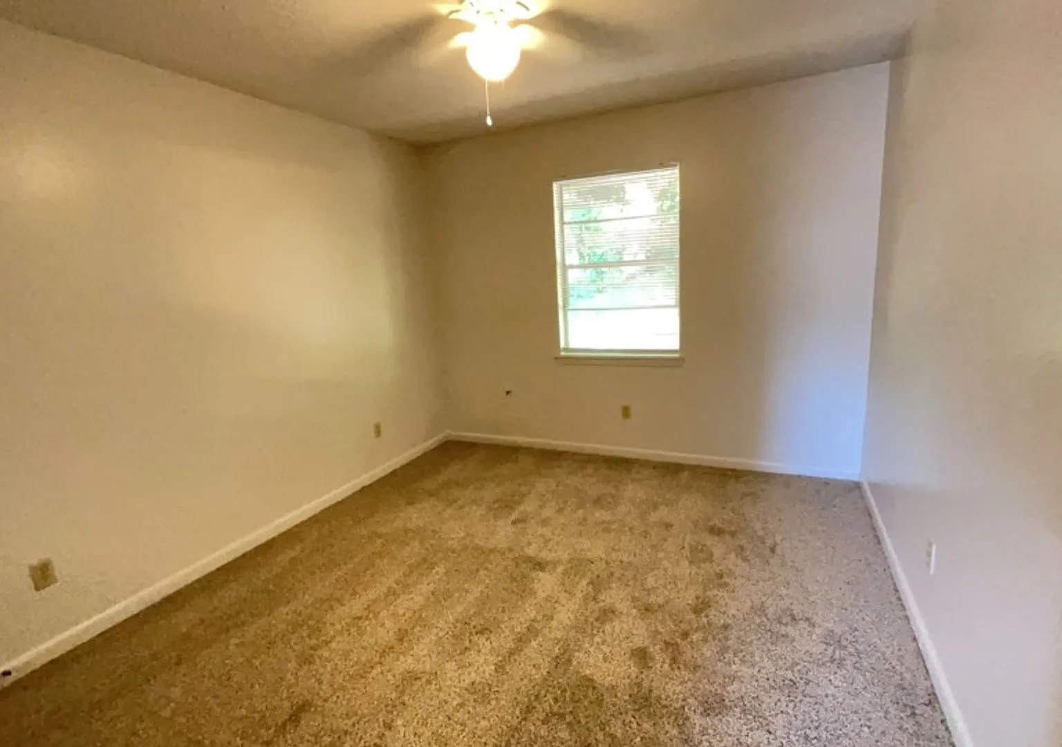 2 bed, 752 sqft, $895 — Photo 4