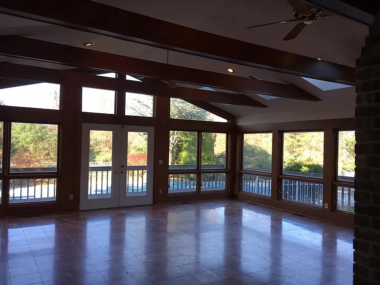 Barbizon Ct — Photo 7