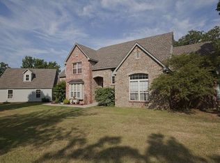 26501 E 41st St S, Broken Arrow, OK 74014