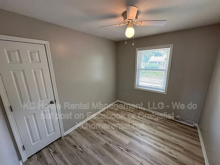 5029 NE 56th Pl — Photo 14