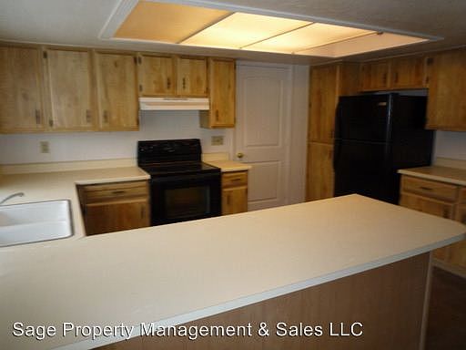 5th image of 5532 W Altadena Ave