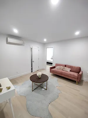 Rented by Urban Choice LLC | media 2