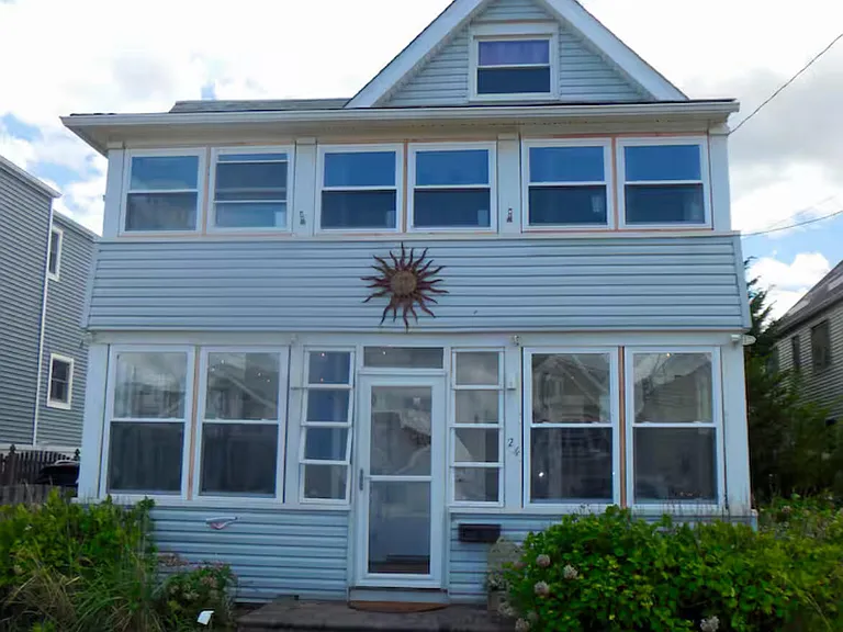 24 Philadelphia Ave — Photo 1