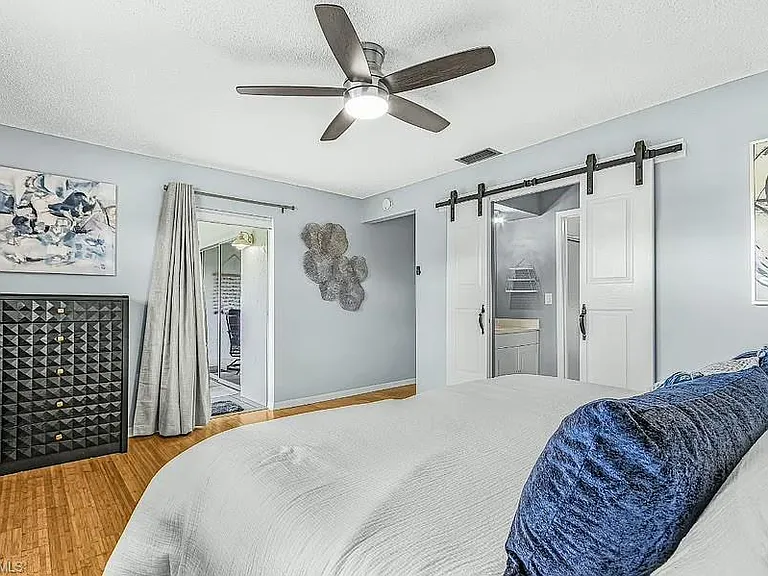 600 Valley Stream Dr #F8 — Photo 13