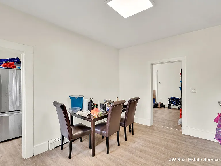 20 Ashford St #20 — Photo 2