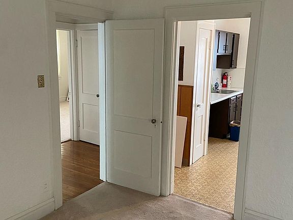 4th image of 1071 Terrace Dr #1071