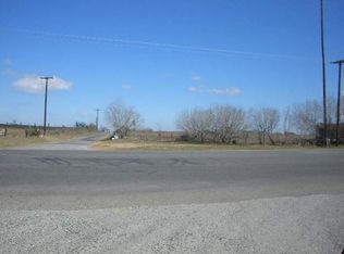 17568 Us Highway 87 W, Adkins, TX 78101